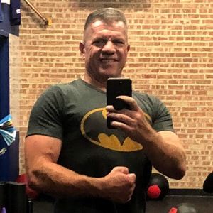 Meet your Posher, Tom